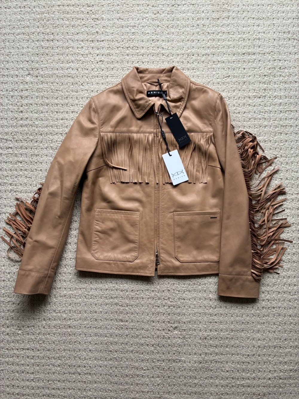 Danier NWT Women’s Ange Latte Brown Fringe Leather Jacket Size XS NEW - Picture 3 of 12
